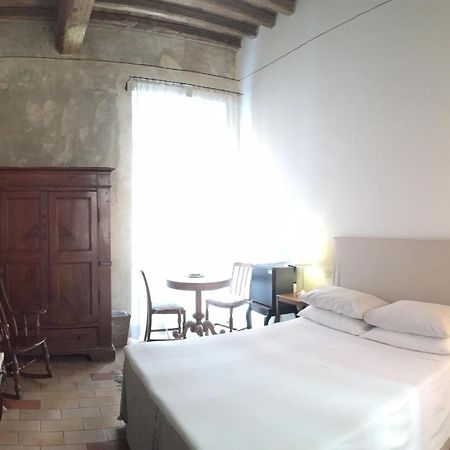 Vicolo Del Lupo Guesthouse Рим Экстерьер фото