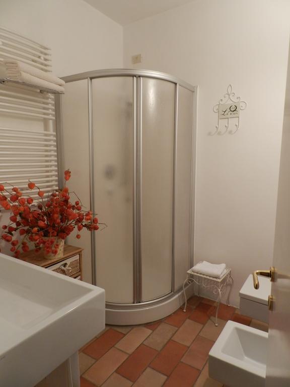 Vicolo Del Lupo Guesthouse Рим Номер фото
